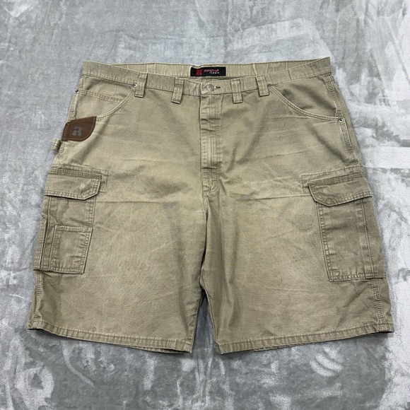 Wrangler Other - Wrangler Riggs Shorts Mens‎ 46 Beige Tan Cargo Carpenter Ripstop Workwear Logo